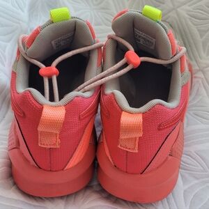 Reebok Women's Aztrek (EF9140) Double Mix Trail Sneaker -US 9 (26cm)